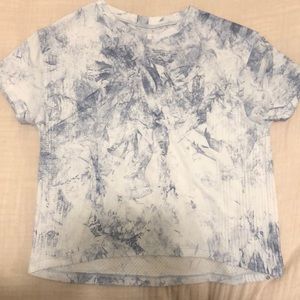 Lululemon breeze shirt